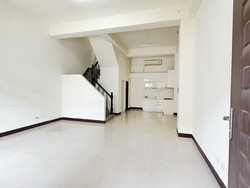 �x���M���o��