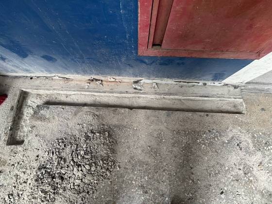 �x������