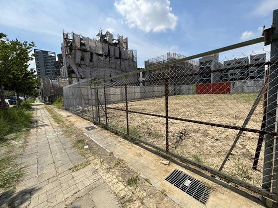 �x�����X�[�]