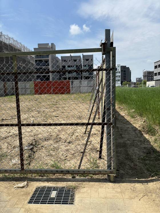 �x�����X�[�]