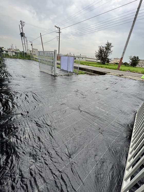 彰化割草鹿港抑草蓆鋪設