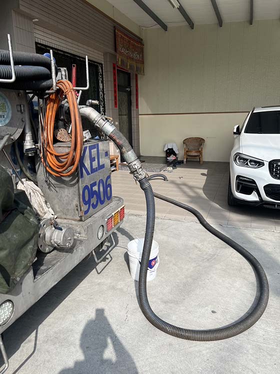 �n������